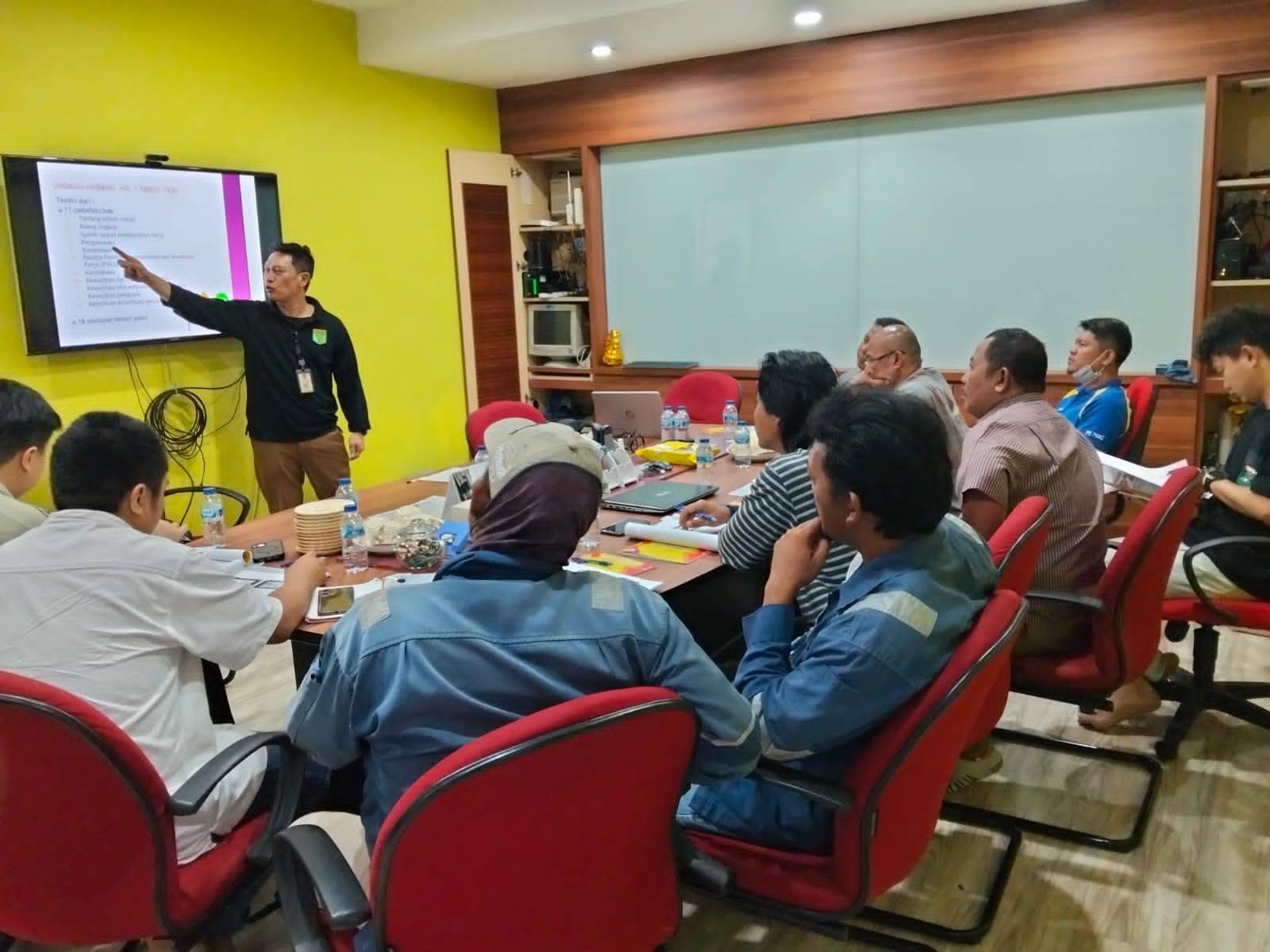 Pusat Pelatihan Kerja Swasta (LKP)